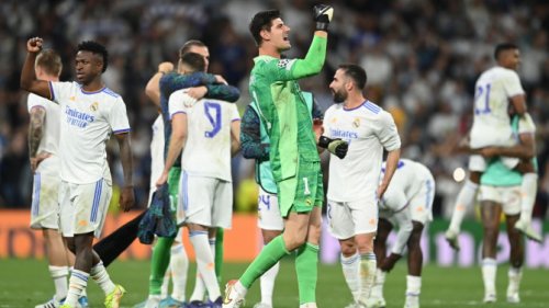 Majstori provlačenja, UEFA Champions League - Final stages