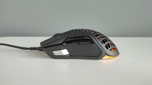 Gejmerski miš za profesionalce i amatere: Steelseries Aerox 5