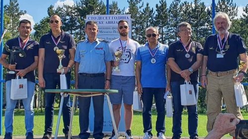 Takmičenje pilota na sportskom aerodromu u Trsteniku