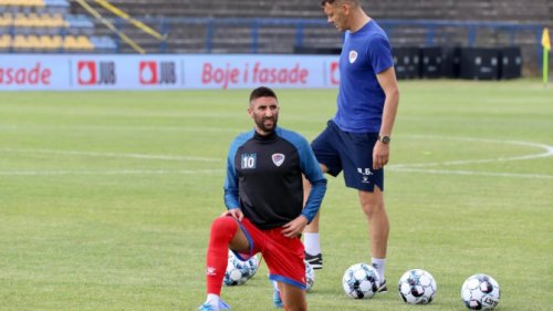 Borac vodi golom Tatara