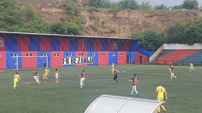 Studenti razigrani po pljusku, Srpska liga Beograd