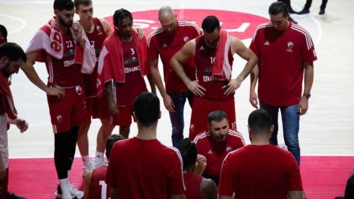 Crveno-beli pobedili Peristeri, sledi Olimpijakos, Euroleague