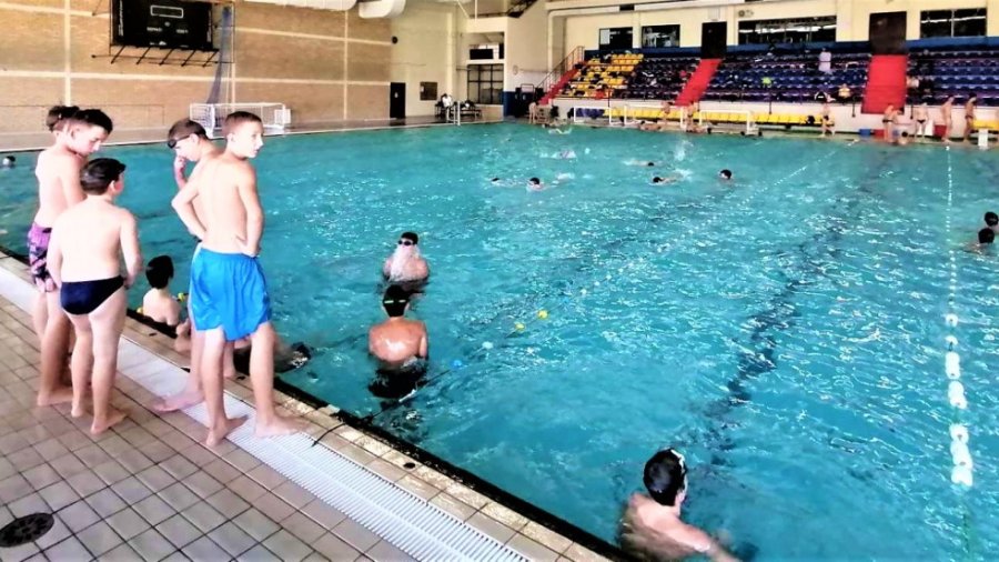 Sutra u zatvorenom bazenu kraj Tise 5. kolo Kupa Srbije u plivanju