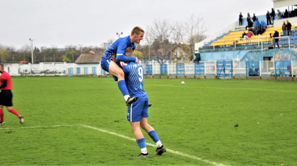 Bečejci se ubedljivom pobedom oprostili od malobrojnih navijača, Srpska liga Vojvodina