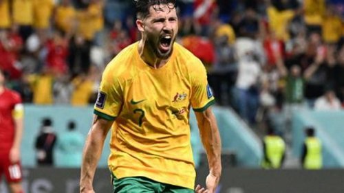 Francuska i Australija idu dalje