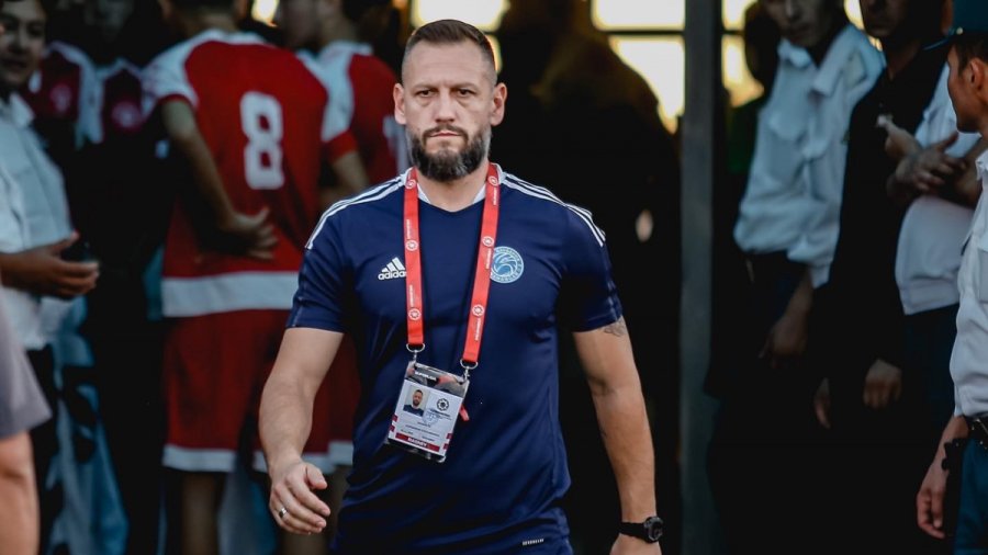 Uzbekistan stepenica više u trenerskoj karijeri Aleksandra Stojmirovića