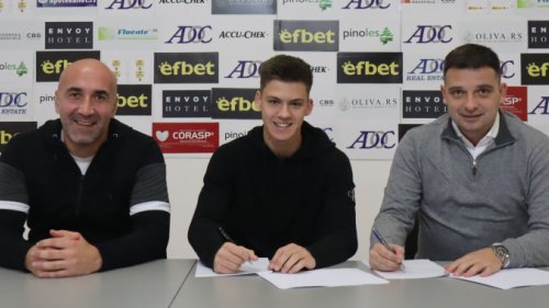 Arsović i Mitrović potpisali profesionalne ugovore sa Čukaričkim, Mozzart Bet Super liga Srbije