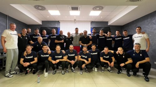 Dejan Savić održao motivaciono predavanje pred put na Svetsko prvenstvo