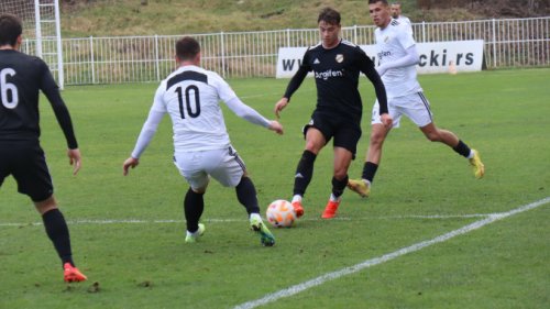 "Beli" i "crni" odigrali prijateljski meč bez pobednika, Mozzart Bet Super liga Srbije