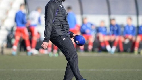 Miloš Popović sa terena na klupu Zuca 2019, Beogradska zona