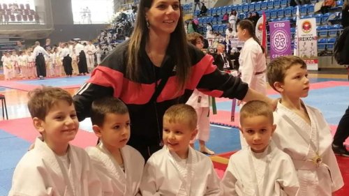 Karatisti "Petoletke" uspešni i na turniru u Kraljevu