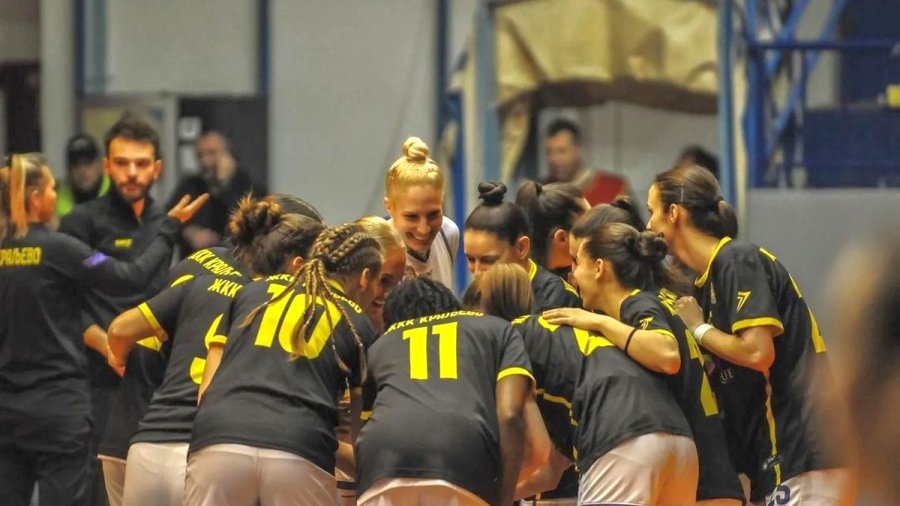 "Malene" lako sa Vrščankama, Prva ženska liga Srbije