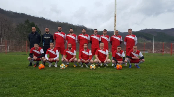 FUD nastavlja sa dobrim igrama, Prva rasinska okružna liga