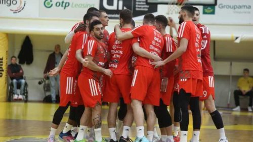 Crvena zvezda Meridianbet večeras dočekuje Split u poslednjem kolu ABA lige, potom slede još dve zaostale utakmice, AdmiralBet ABA liga