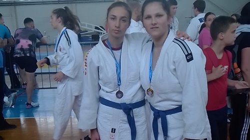 Zlatna medalja za Teodoru Đorđević, a bronzana medalja za Tijanu Pljevaljčić