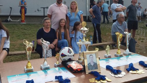 Ekipa "Hepi bar hepenis" pobednik Memorijalnog turnira u Trsteniku 2