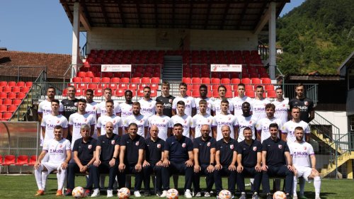 Radovan Ćurčić sa kadrovskim problemima i dozom optimizma putuju na megdan "Zmajevima", Mozzart Bet Super liga Srbije