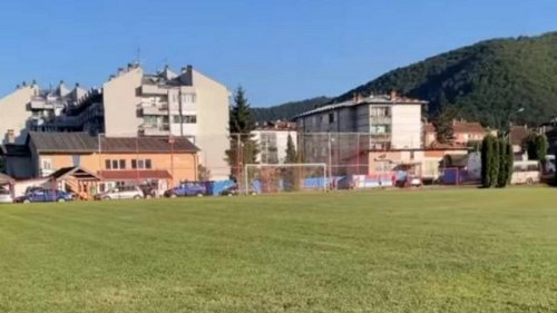 Katastrofalna igra FUD-a u priprenmoj utakmici protiv ekipe Jezera, Prva rasinska okružna liga