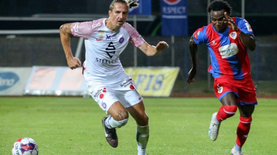 Kortes prigrlio Banja Luku, Premijer liga BiH