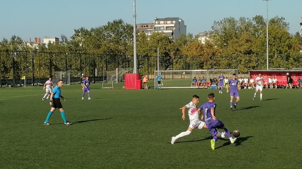 Ljute leskovačke pljeskavice za mlade Grafose, Mozzart Bet Prva liga Srbije