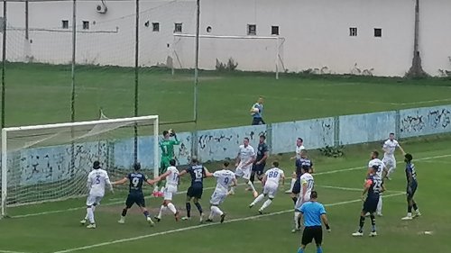 Metalac posuđe polupano na novobeogradskoj kaldrmi, Mozzart Bet Prva liga Srbije