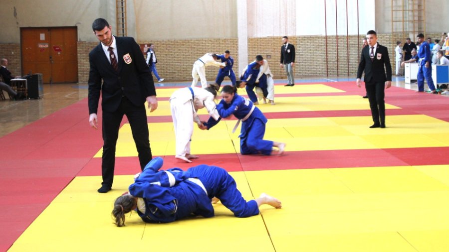 Sutra jubilarni 25. međunarodni džudo turnir u Bečeju
