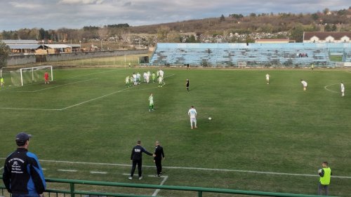 Pobeda borbenijeg tima Jedinstva u paraćinskom derbiju nad "staklarcima", Srpska liga Istok