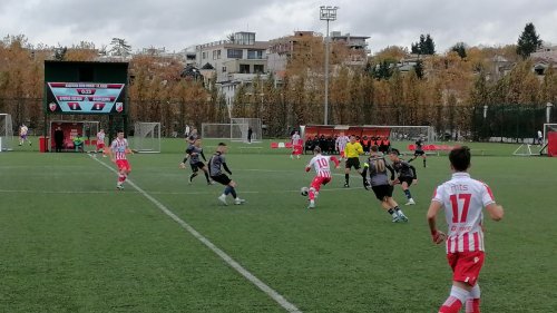 Beogradski crveno-beli kadeti za klasu bolji od novosadskih, Kadetska liga Srbije