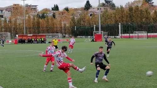 Milijaševi puleni ne blistaju, ali pobeđuju, Omladinska liga Srbije