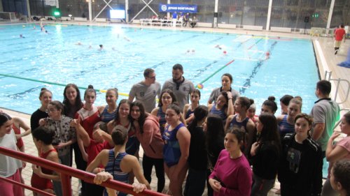 Trijumf mladih Grkinja