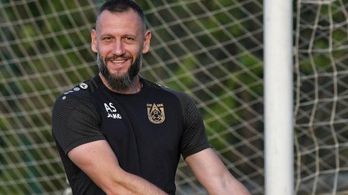 Aleksandar Stojmirović sa Lokomotivom (Taškent) na "glavnom koloseku"