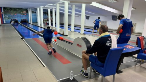 Razigrani Novosađani preleteli Tisu