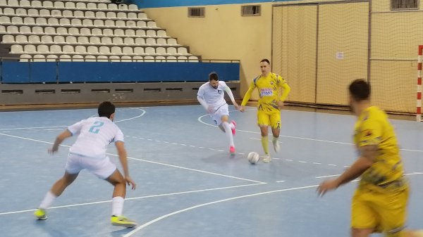 Rapsodija beogradskih akademaca protiv lidera iz Vranja, Prva Futsal liga