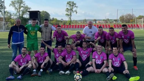 Jezero 2017 pobedom na gostovanju nagovestilo da će prvenstvo biti neizvesno do samog kraja, Druga rasinska okružna liga