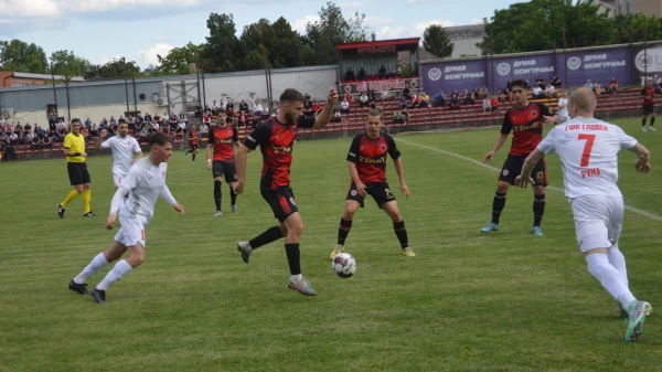 Radnički nadoknadio minus od 2 gola i izborio remi sa gostima iz Rume, Srpska liga Vojvodina