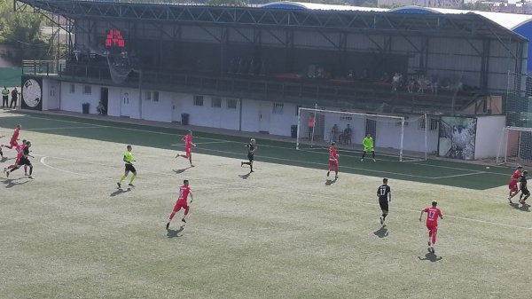 Dobanovačka Budućnost sa Careve ćuprije skočila u Zonu, Srpska liga Beograd