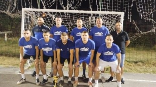 Ekipa Metal plast Blace osvajač noćnog  turnira "Razbojna 2024"