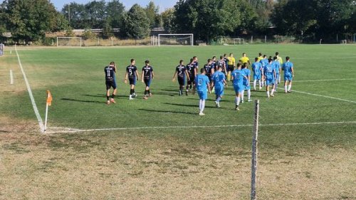 Fudbaleri OFK Brzi Brod pobedili u Trsteniku, domaći trener podneo neopozivu ostavku, Srpska liga Istok