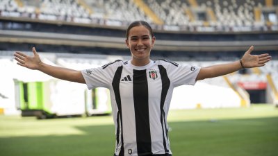 Navijači Bešiktaša u transu: Minela Gačanica postigla gol na debiju!