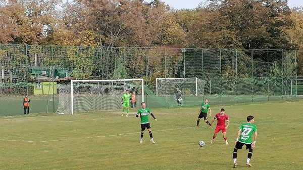 Ušće nije uspelo da slomi otpor čvrstih Lazarevčana, Srpska liga Beograd
