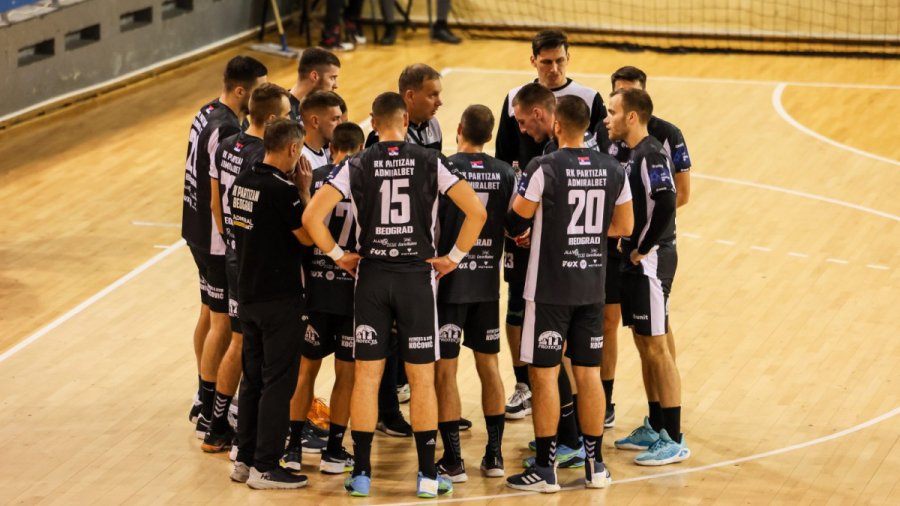 Kapiten "crno-belih" zove navijače: Zajedno do proleća u Evropi, Super rukometna liga