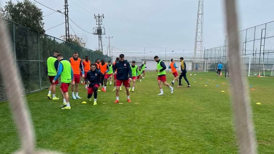 Radnički bolji od Lokomotive, Mozzart Bet Super liga Srbije