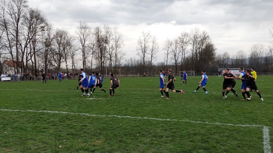Derbi rešen u nadoknadi, Raška okružna liga