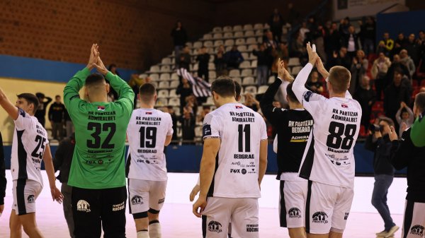 Crno-beli ispisali istoriju u Lazarevcu: U plej-of sa maksimalnim učinkom, Super rukometna liga