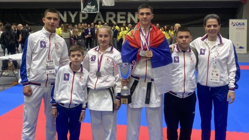 Karatisti "Prve petoletke" uspešni i u Pragu