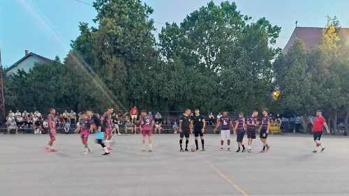 Kiša odložila završnicu