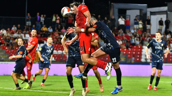Napredak sa desetoricom preživeo šumadijsku ofanzivu, Mozzart Bet Super liga Srbije
