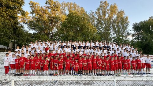 Otvoreni trening mlađih selekcija Radničkog u novoj opremi, Mozzart Bet Super liga Srbije