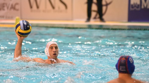 Radnički nadigrao Vašaš na startu Lige šampiona, LEN Champions League - group A