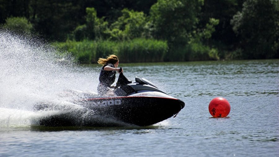 Istorijski uspeh Srbije u Akvabajku – skuteri na vodi u klasi Freestyle